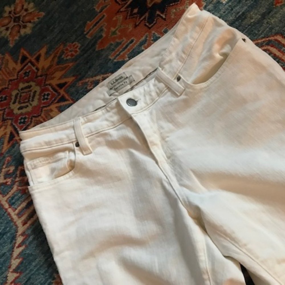 LL Bean Favorite Fit White Jean 6P